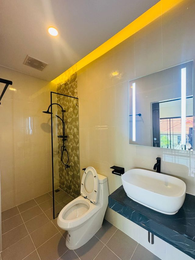 WhatsApp Image 2025-10-02 at 14.32.36_1d644258.jpg